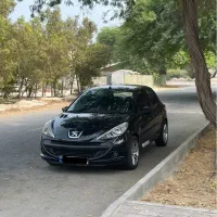 ۲۰۷ دنده مشکی آبنوس سقف فلز ۱۴۰۲