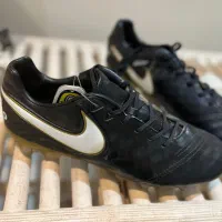 استوک ورزشی نایک