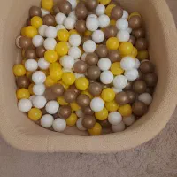 استخر توپ پارچه ای