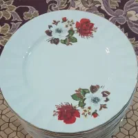 استکان پایه دار و پیش دستی چینی|ظروف سرو و پذیرایی|نظرآباد, رسالت|دیوار