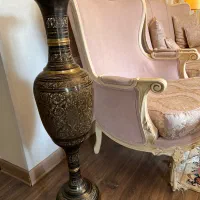 گلدان برنجی، کار دست