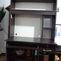 میز تحریر و کتابخونه