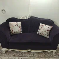 مبلمان ۷ نفره نیمه استیل به همراه یک میز جلو مبلی