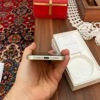 ایفون ۱۵ نرمال|موبایل|تهران, جمال‌زاده|دیوار