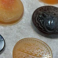 ۴۰ عدد عقیق خطی