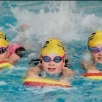 آموزش شنای بانوان از مبتدی تا پیشرفته