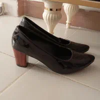 کفش مجلسی|کیف، کفش، کمربند|ساوه, |دیوار