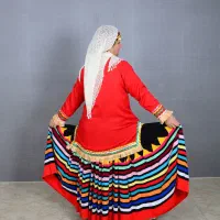 فروش لباس محلی در رنگبندی وطرحهای زیبا مختلف|لباس|رشت, پیرکلاچای|دیوار