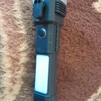 یک عددچراغ قوه ۸کاره|لامپ و چراغ|آزادشهر, |دیوار