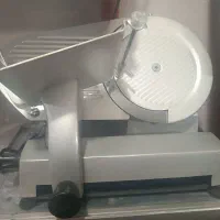 کالباس‌بر محک تیغه بزرگ 30