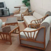 یک دست مبل ۷ نفره با دو میز جلو مبلی