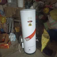 با سلام  آب گرمکن در حد نو فروش فوری