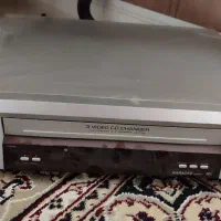 دستگاه CD و DVD