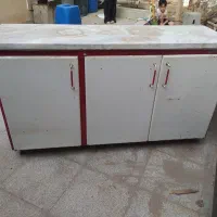 کابینت و بشکه نفتی