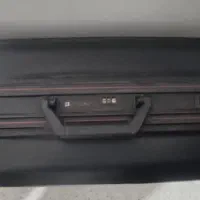 چمدان|کیف، کفش، کمربند|فولادشهر, مسکن مهر فولادشهر|دیوار