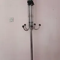 آویز لباس