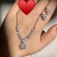 نیمست جواهری با ابکاری رادیوم مشابه نمونه طلا