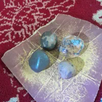 نگو، بذار پنهان باشد زیور من