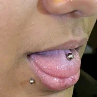 مدل پیرسینگ میکرودرمال کاشت اکستنشن لیفت لمینت مژ|خدمات آرایشگری و زیبایی|اصفهان, باب الدشت|دیوار