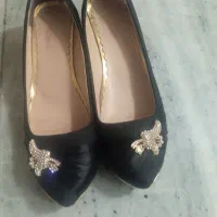 مقدار زیادی لباس درحدنو|لباس|اصفهان, بابوکان جنوبی|دیوار