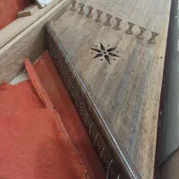 سنتور عتیقه قدیمی|سازهای سنتی|گناباد, |دیوار