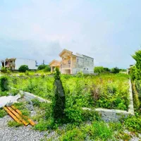 این همون زمینیه که باید ویلاتو توش بسازی قول میدم