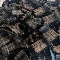 رگال لباس و چوب لباس|بندرخت و رخت‌آویز|شاهین‌شهر, شهرک ردانی پور|دیوار