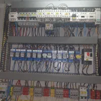 انجام خدمات برق صنعتی و ساختمان