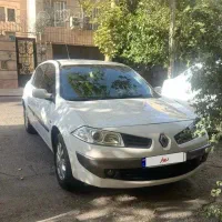 مگان ۲۰۰۰ اتوماتیک