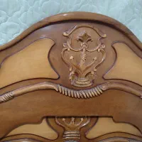 سرویس خواب دو نفره  و تشک و میز مطالعه باکتابخانه