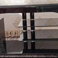 میز تلویزیون شیشه ای