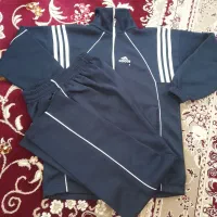 لباس ورزشی و کیف مدرسه