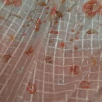 چندعدد پرده نو ودرحدنو همراه دکور وتمام لوازم