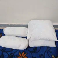 کوسن تمیز و سالم|رختخواب، بالش، پتو|گلستان (تهران), |دیوار