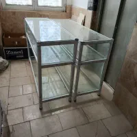 ویترین آهنی با شیشه