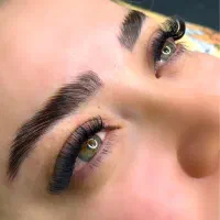 اکستنشن مژه و لیفت و ناخن