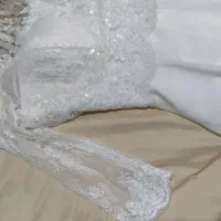 لباس عروس و تور و ژپون سه فنره|لباس|رشت, ساغری سازان|دیوار