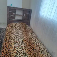 تخت تک نفره+ میز ارایش+کتابخانه+ کمد دودر