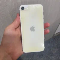 آیفون se2020