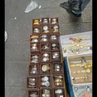 ساعت عمده|ساعت|تهران, هفده شهریور|دیوار