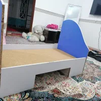 تخت کودک و نوجوان|تخت و صندلی بچه|قم, شاه ابراهیم|دیوار