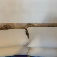 ۴ عدد بالش آماده نو متوسط و بزرگ