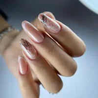 خدمات ناخن حرفه ای