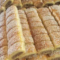 استخدام  دو نفر کارگر ساده خانم در کارگاه قنادی|استخدام خدمات فروشگاه و رستوران|اهواز, آسیاباد|دیوار