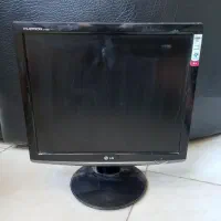 مانیتور 17 اینچ LG|قطعات و لوازم جانبی رایانه|شیراز, عادل آباد|دیوار