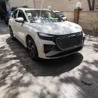 آئودی Q4 سفید 2025