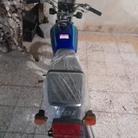 موتورسیکلت فروشی