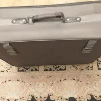 یک عدد چمدان بزرگ و جادار در حد نو