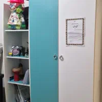 تخت و کمد