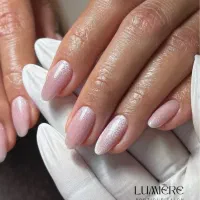 جشنواره خدمات ترمیم وکاشت ناخن 50 % Off